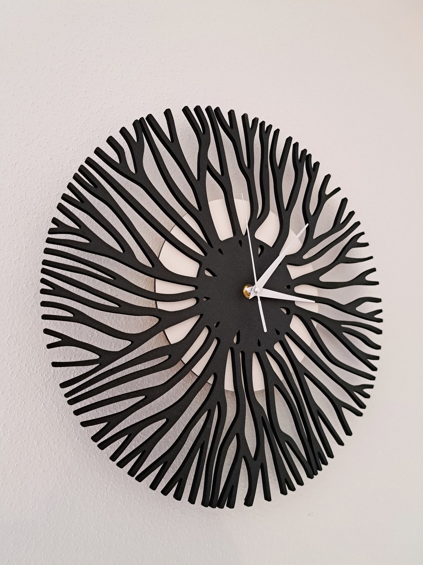Wanduhr im edlen und modernen Design
