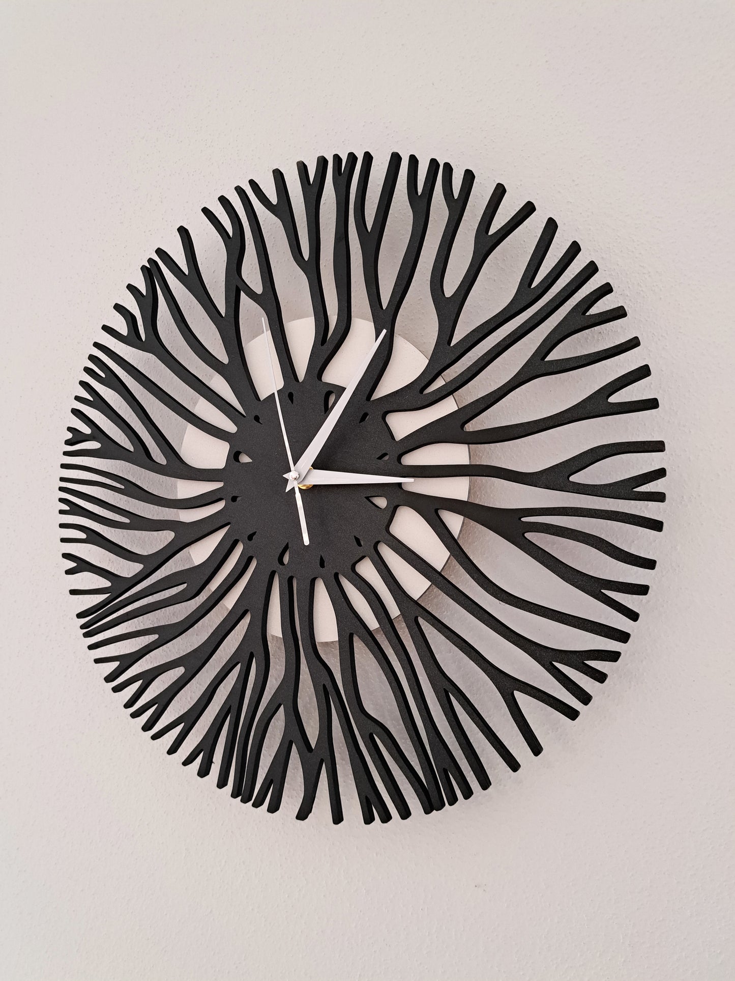 Wanduhr im edlen und modernen Design